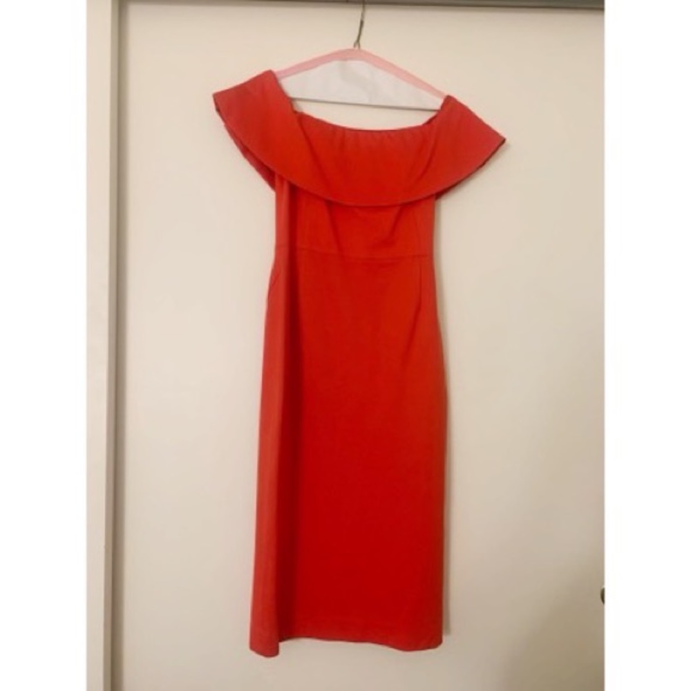 Babaton Sold out off shoulder dress from Aritzia!